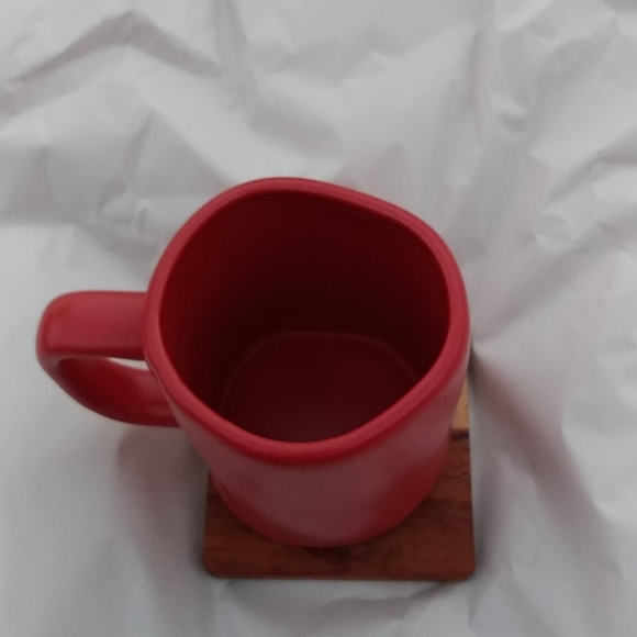 50% off Rae Dunn "Merry & Bright" Ceramic Mug - Picture 4 of 6